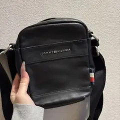 TOMMY ショルダーバッグ