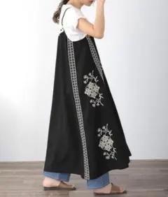 :Bou Jeloud，ブージュルード　ボタニカル刺繍キャミワンピースのサムネイル