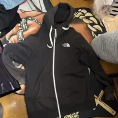 THE NORTH FACE ブラック ジップアップパーカー
