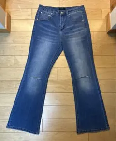 G.O.C ウォッシュ＋ダメージ加工 フレアストレッチデニムパンツ Mサイズ