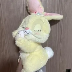 ディズニーストア　ミスバニー　strawberry 苺　ぬいぐるみ　完売品　新品 ディズニーストア ミスバニー strawberry 苺 ぬいぐるみ 完売品