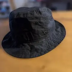 NEW ERA ブラック バケットハット　軽量で薄手