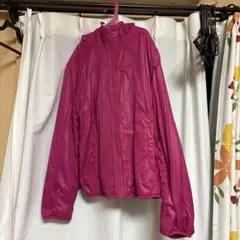 ピンク フード付き マウンテンパーカー