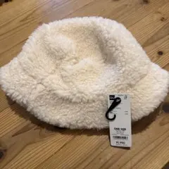 gu ホワイト フリース バケットハット ワンサイズ
