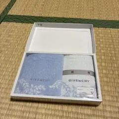 GIVENCHY タオルセット 水色 花柄 2枚のサムネイル