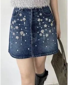 Lilybrown ビジュー デニム ミニスカートL.B CANDY STOCKのサムネイル