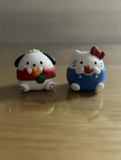 ガチャガチャ、たべすぎまして2 ハローキティとポチャッコ