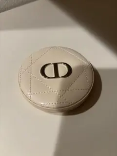 ディオールスキンフォーエバークチュールルミナイザー02