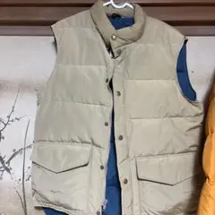 ビンテージWoolrich ダウンベスト ベージュ ネイビー リバーシブルのサムネイル