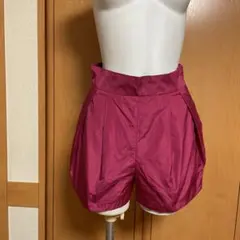 deicy デイシー ピンク　光沢　ハイウエスト ショートパンツのサムネイル