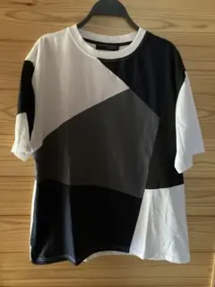 【値下げしました！】メンズ　切り替え半袖Ｔシャツ　Ｌのサムネイル