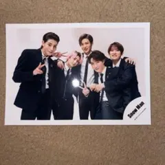 Snow Man ラウール 佐久間大介 渡辺翔太 目黒蓮 向井康二 公式写真