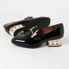 【新品】Jeffrey Campbell パールヒールローファーのサムネイル