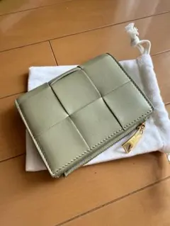 2025年最新】bottega veneta カセット スモール二つ折りの人気アイテム