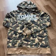 TOMMYJEANS メンズ パーカー 迷彩