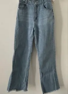 セミフレアデニムパンツ　Mサイズ　tiptopのサムネイル