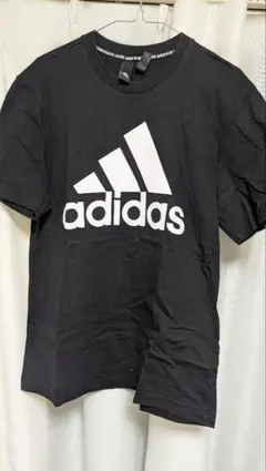 アディダスTシャツ