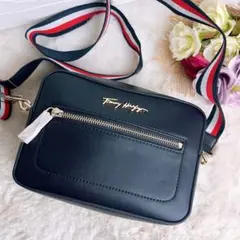 新品☆TOMMY HILFIGERトミーヒルフィガー ショルダーバッグ ネイビー