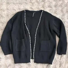 しまむら　hk works london ブラック パール装飾 カーディガン