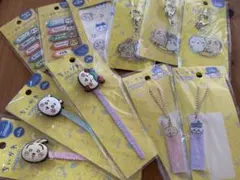 ちいかわ　キャンドゥ　アクリル　キーホルダー　他　11点