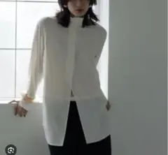 etre tokyo 新品未使用 ラウンドネックシェイプフレアブラウス ラウンドネックシェイプフレアブラウス