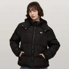 TOMMY JEANSのサムネイル