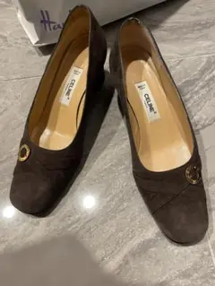 美品CELINE ブラウン スエード パンプスのサムネイル