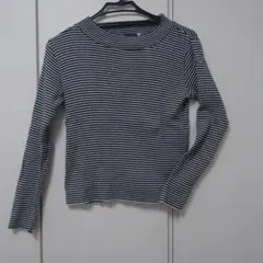 Bebe 黒と白のストライプ セーター 140cm