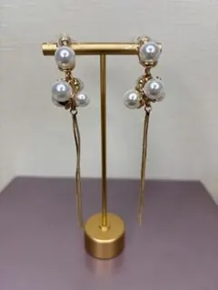 パールとゴールドのロング イヤリング