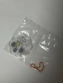 ちいかわ　きゃらシャカ☆チャームグミ　あのこ