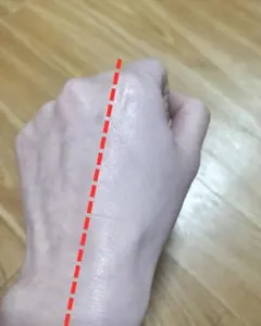 新品　ダルバd'Alba トーンアップサン　50ml　パープル　くすみケア透明感