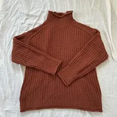 セレクトモカ　タートルネックニット　テラコッタ