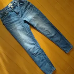 YANÜK スリムテーパード　ルース