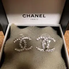 【訳あり特価、正規品美品】CHANEL ダブルCロゴ ピアス(両耳用)