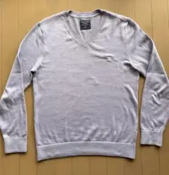 アバクロ　Abercrombie & Fitch Vネックセーター XS