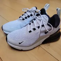 【NIKEナイキ エアマックス270ライトグレー23.0cm