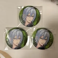 シルバー　缶バッジ　ブレイジングジュエル