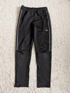 難あり　adidas　アディダス　ジャージ　150　黒