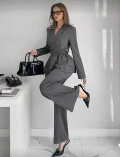 グレー パンツスーツ ウエストリボン付き