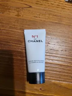 シャネルCHANEL N°1 DE CHANEL セラムサンプル