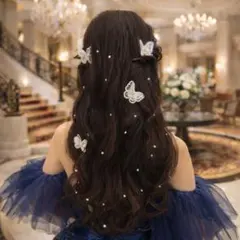 【新品】蝶々　バタフライ　ヘアクリップ　ヘアアクセ　パール　結婚式　卒業式