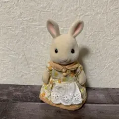 シルバニア　お母さん　ワンピース　黄色①