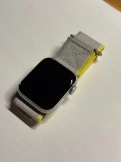 Apple Watch SE 2 40mm シルバー 本体・ベルトのみ