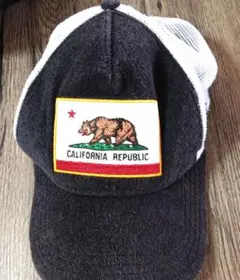 Item thumbnail for item 5dc805d7-32c2-4c1a-8441-38c9b3ba4680