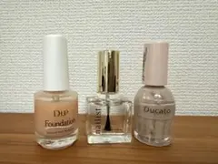 ベースコート、トップコート、ネイルカラー