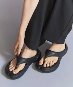 新品/未使用】 メゾン マルジェラ トングサンダル タビビーチサンダル