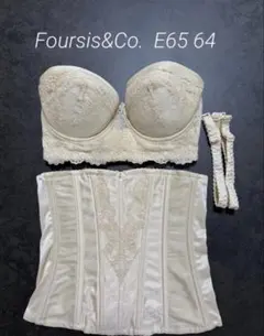 Foursis&Co. ブライダルインナー E65 64のサムネイル