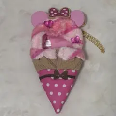 ディズニーストア　ポケットつきキーチェーン ミニー アイスクリーム