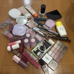 【新品未使用品あり】化粧品42点まとめ売り(スック、コスデコなど)