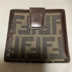 美品　FENDI ズッカ柄 二つ折り財布 ブラウン